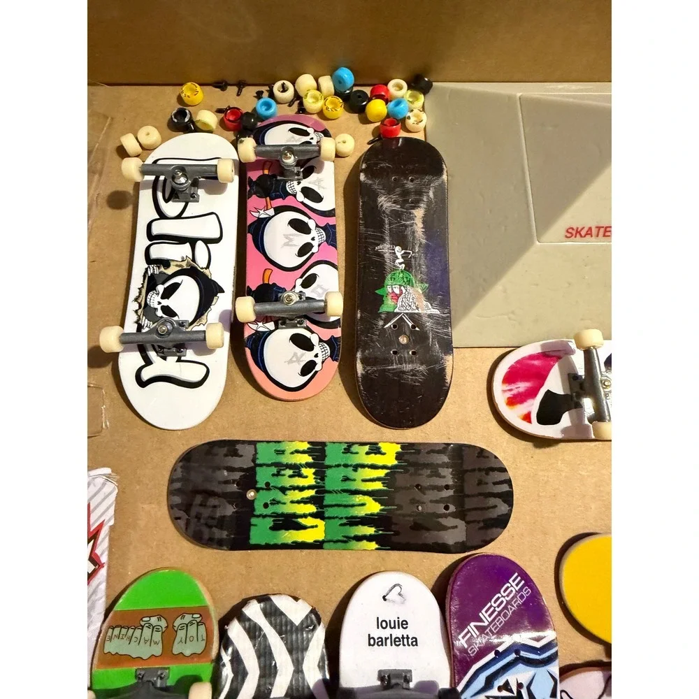 Tech Deck Fingerboard Lot Enjoi Element Blind Primitive Sk8Shop Bonus Pack Ramp